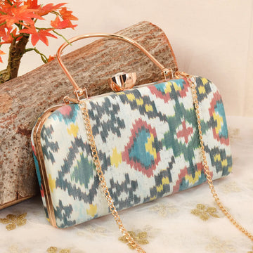 Single Ikat Patola Clutch