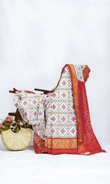 Pochampally Ikat Patola Saree