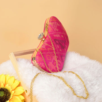 Single Ikat Patola Clutch Nari Kunj
