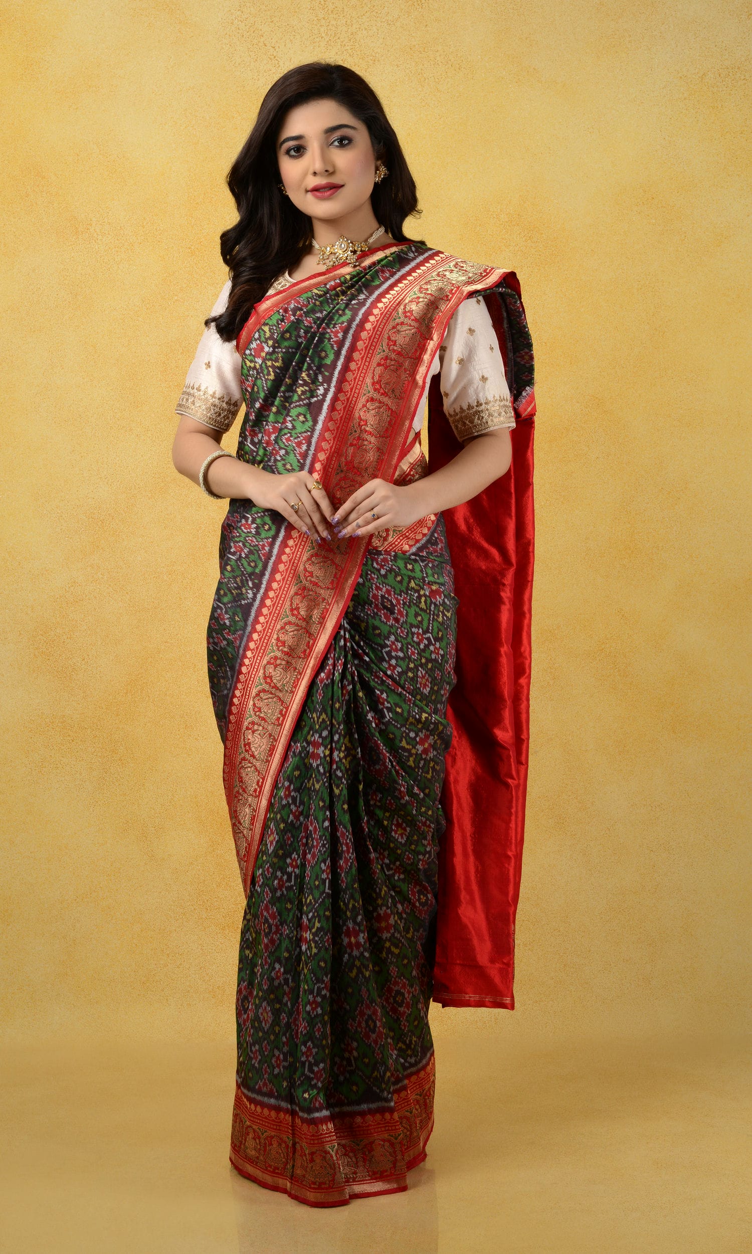 Banarasi Single Ikat Patola Nau Ratan