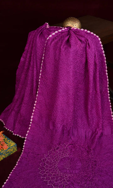 Makadai Bandhani Saree
