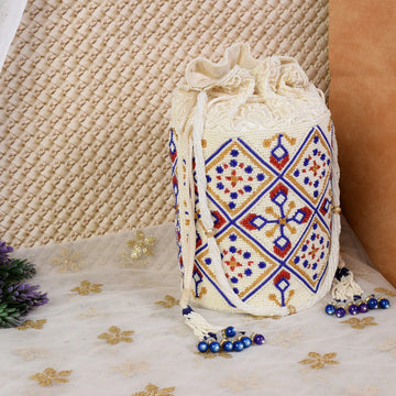 Moti Patola Beaded Batva