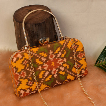Single Ikat Patola Clutch
