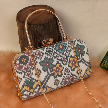 Single Ikat Patola Clutch