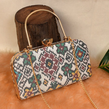 Single Ikat Patola Clutch