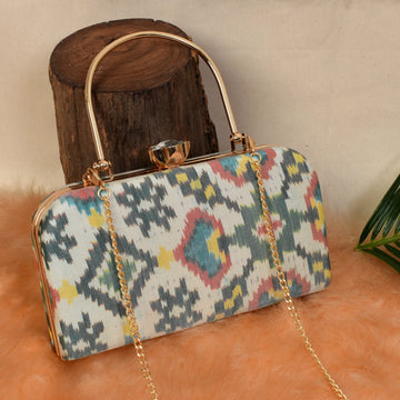 Single Ikat Patola Clutch