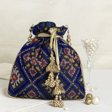 Single Ikat Patola Batwa