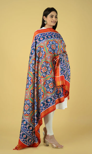 Double Ikat Patola Dupatta Flowers