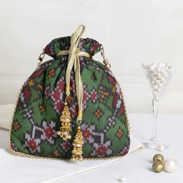 Single Ikat Patola Batwa