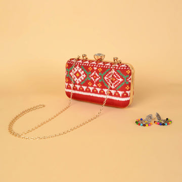 Double Ikat Patola Clutch Chanda