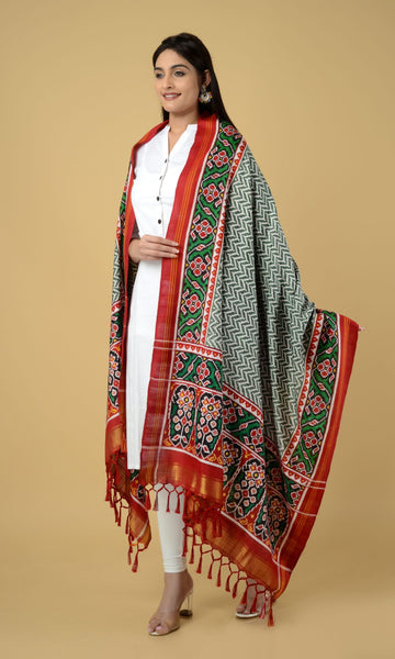 Double Ikat Patola Dupatta Laheriya