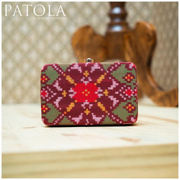 Single Ikkat Patola Nau Ratan Memorable Clutch 1