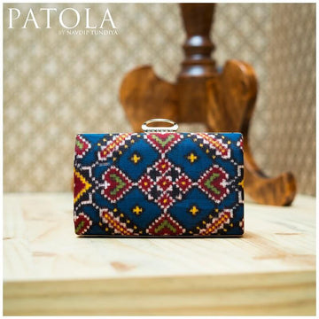 Double Ikkat Patola Clutch Manekchowk