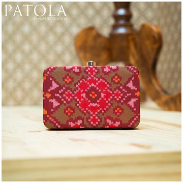 Patola By Navdip Tundiya Single Ikkat Nau Ratan Memorable Clutch 1