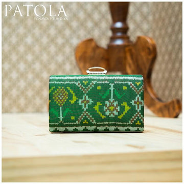 Single Ikkat Patola Clutch Ghugharo Memorable 1