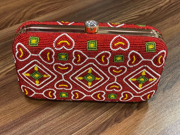 Moti Patola Clutch Pan Chanda