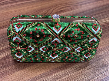 Moti Patola Clutch Chanda