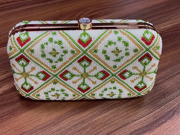Moti Patola Clutch Chanda