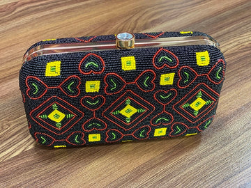 Moti Patola Clutch Pan Chanda