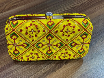 Moti Patola Clutch Chanda