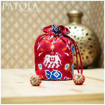 Double Ikkat Patola Flower Elephant Motif