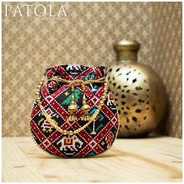 Double Ikkat Patola Motif Batva