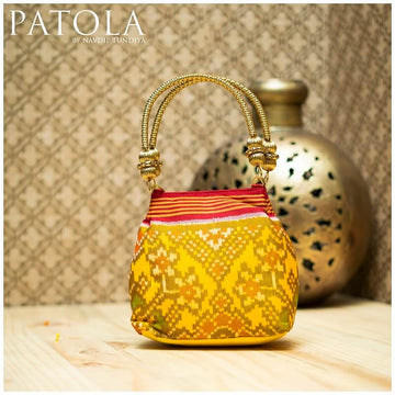 Single Ikkat Nau Ratan Handbag