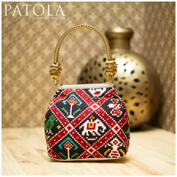 Double Ikkat Patola Motif