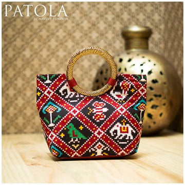 Double Ikkat Patola Motif