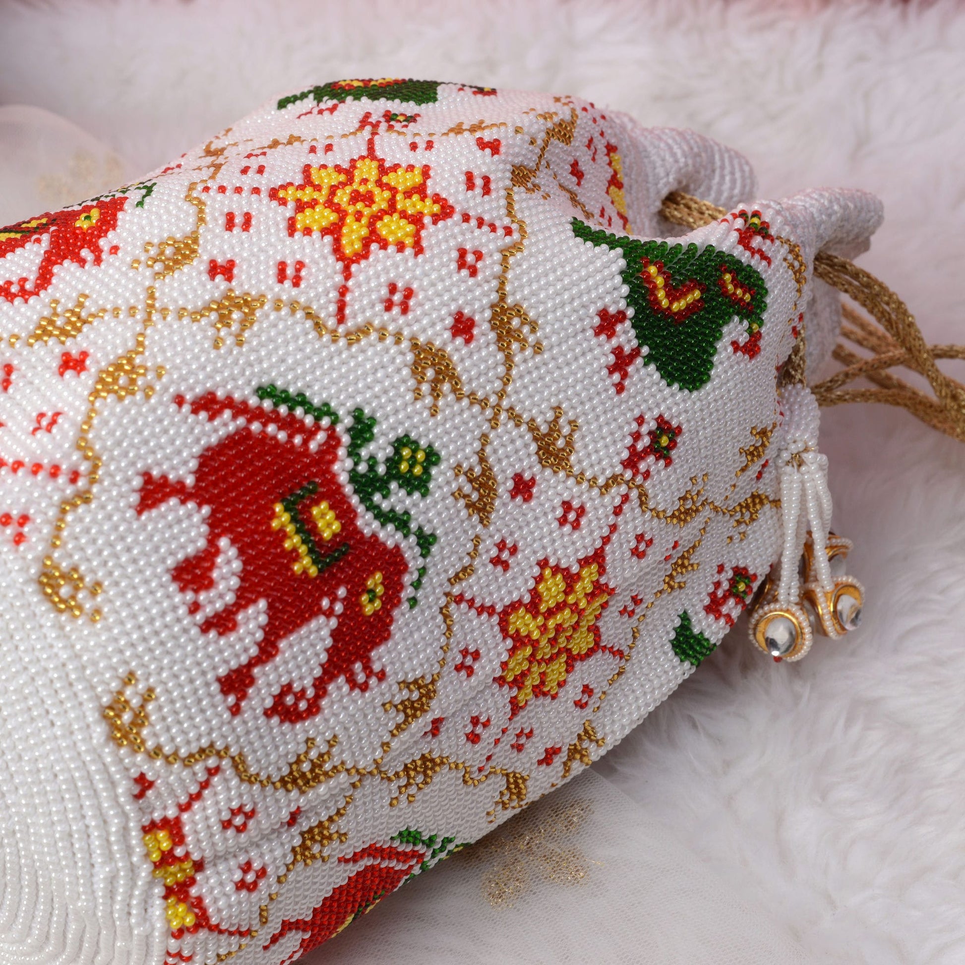 Moti Patola Beaded Batva