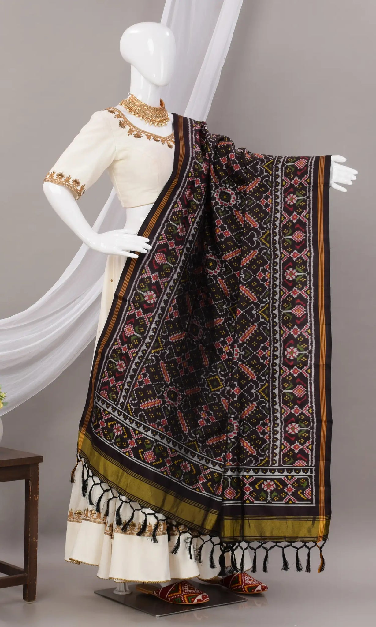 Single Ikat Patola Dupatta