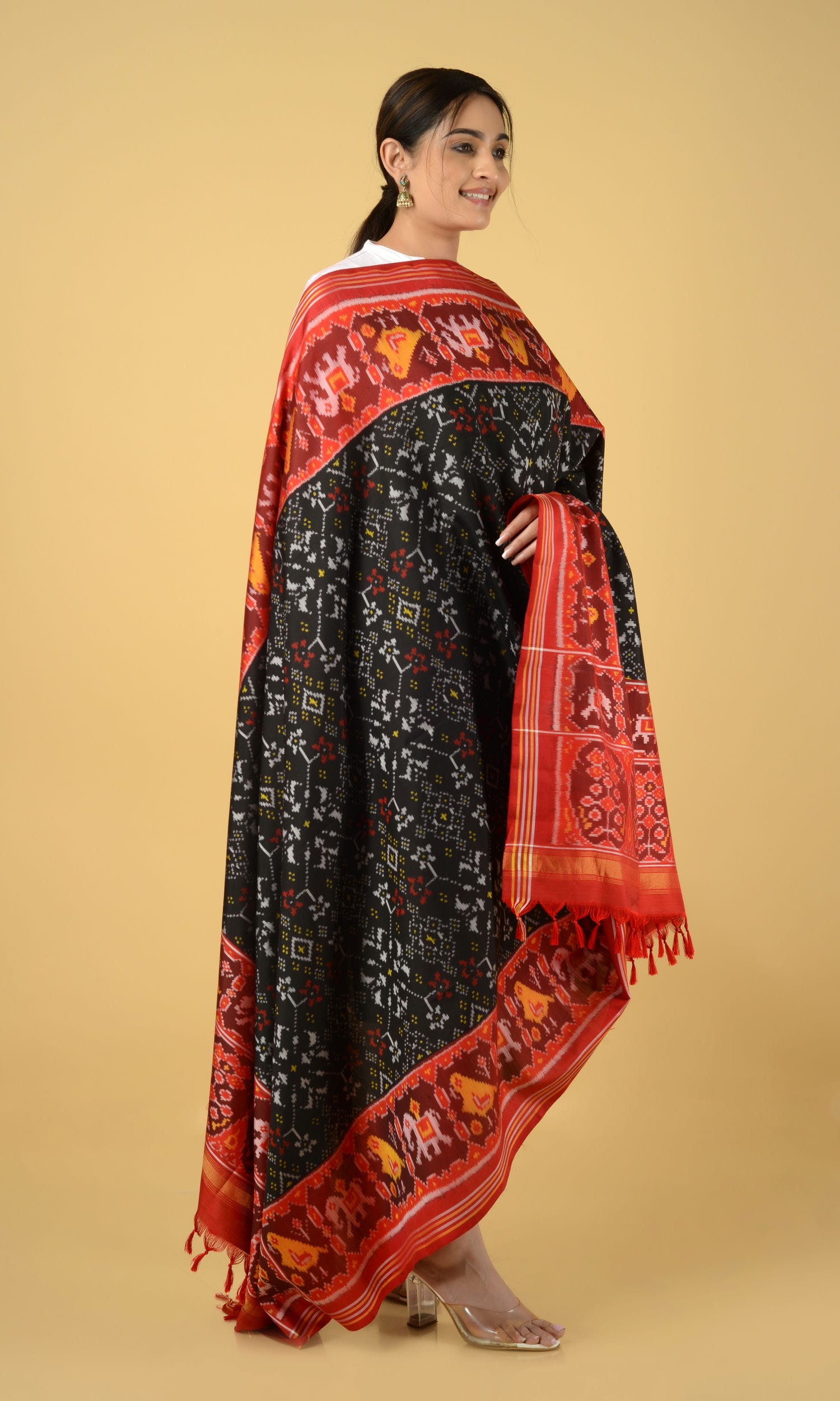 Single Ikat Patola Dupatta Nau Ratan