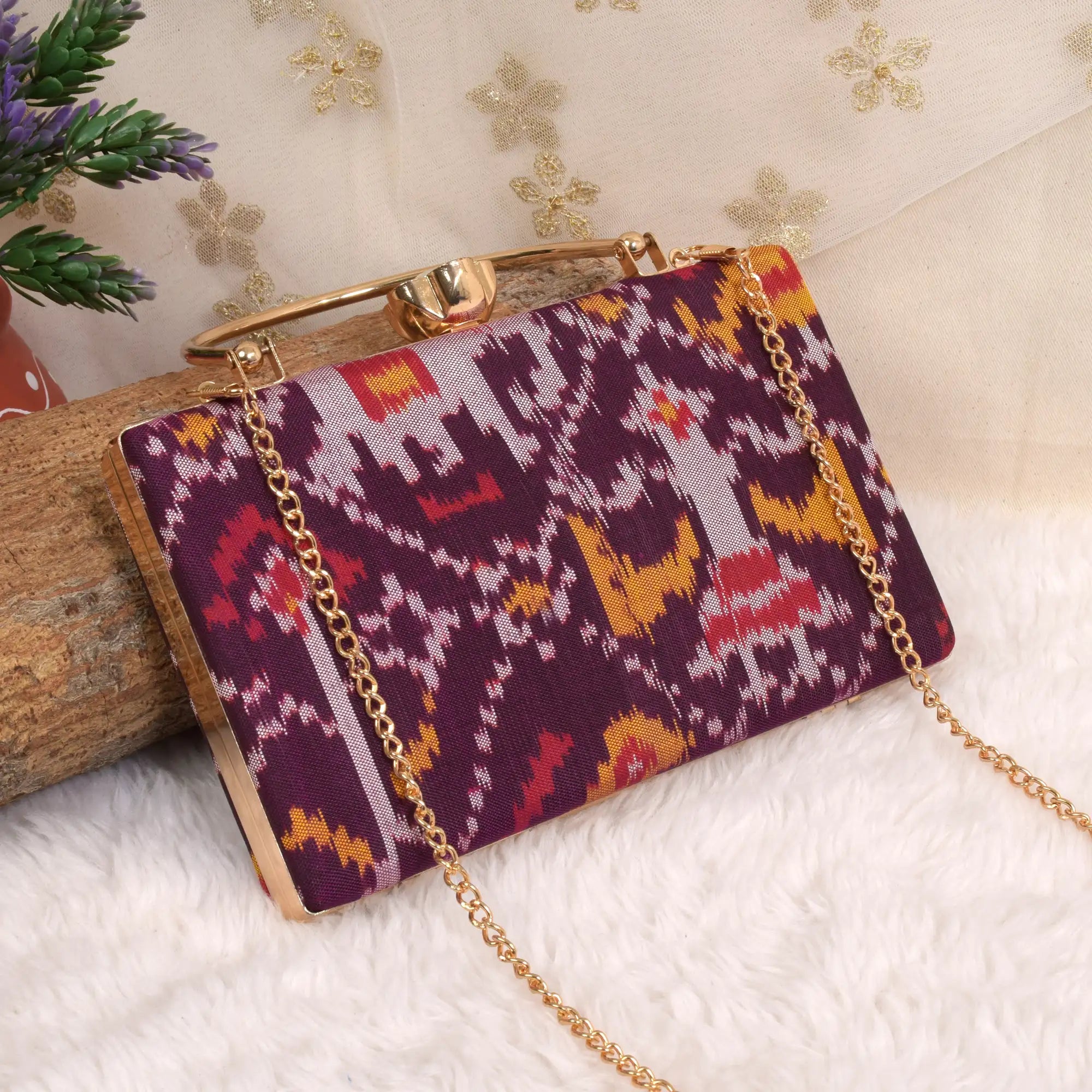 Single Ikat Patola Clutch