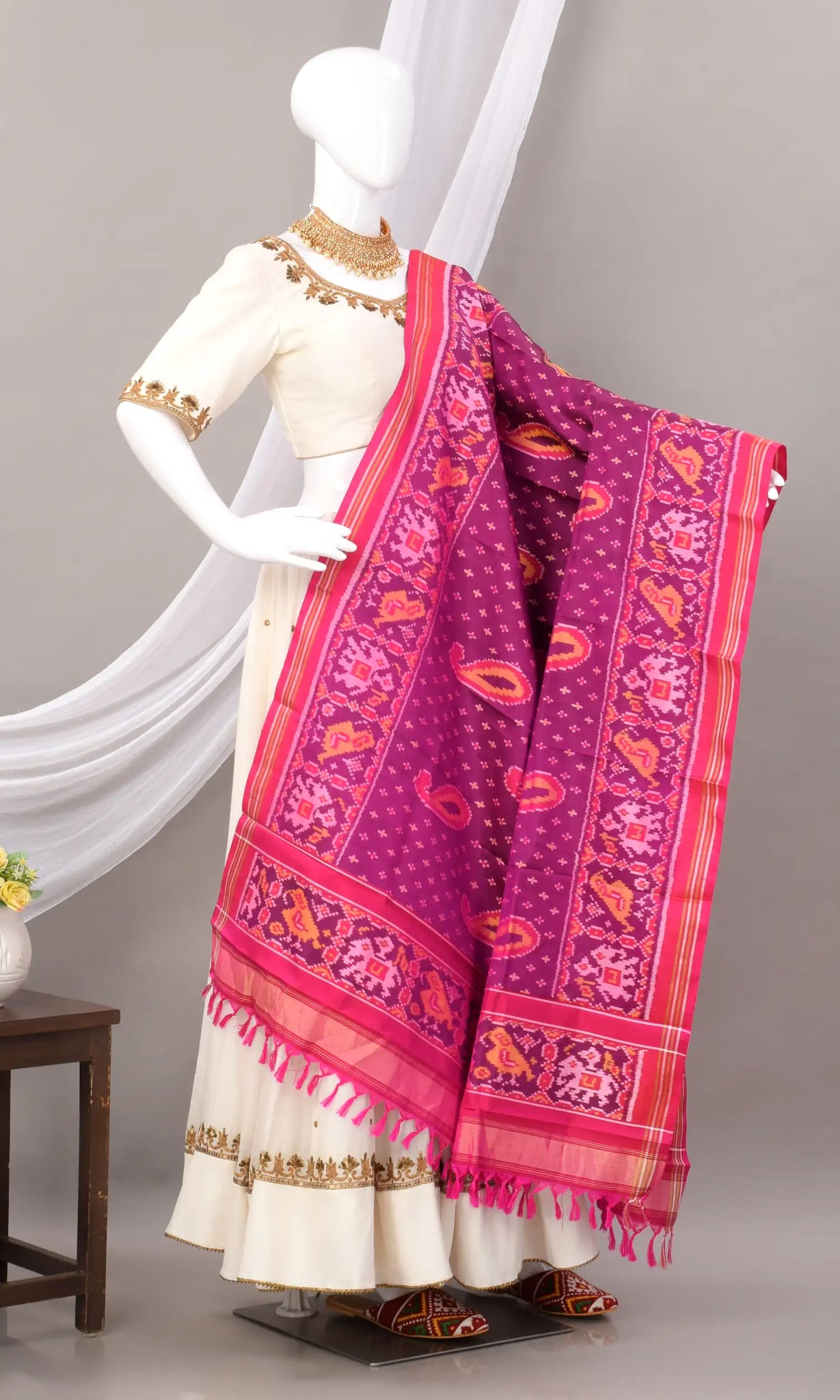 Single Ikat Patola Dupatta