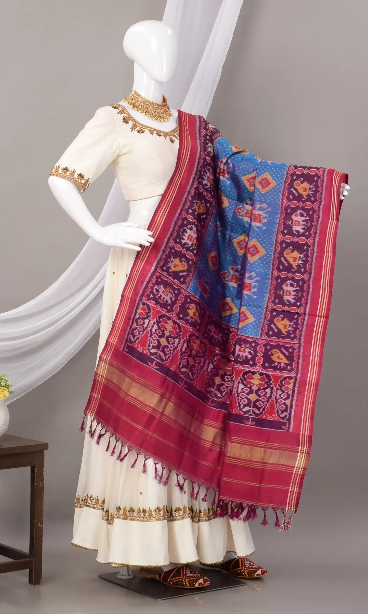 Single Ikat Patola Dupatta
