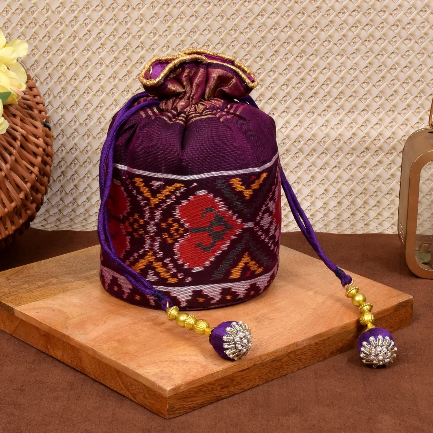 Single Ikat Patola Batwa