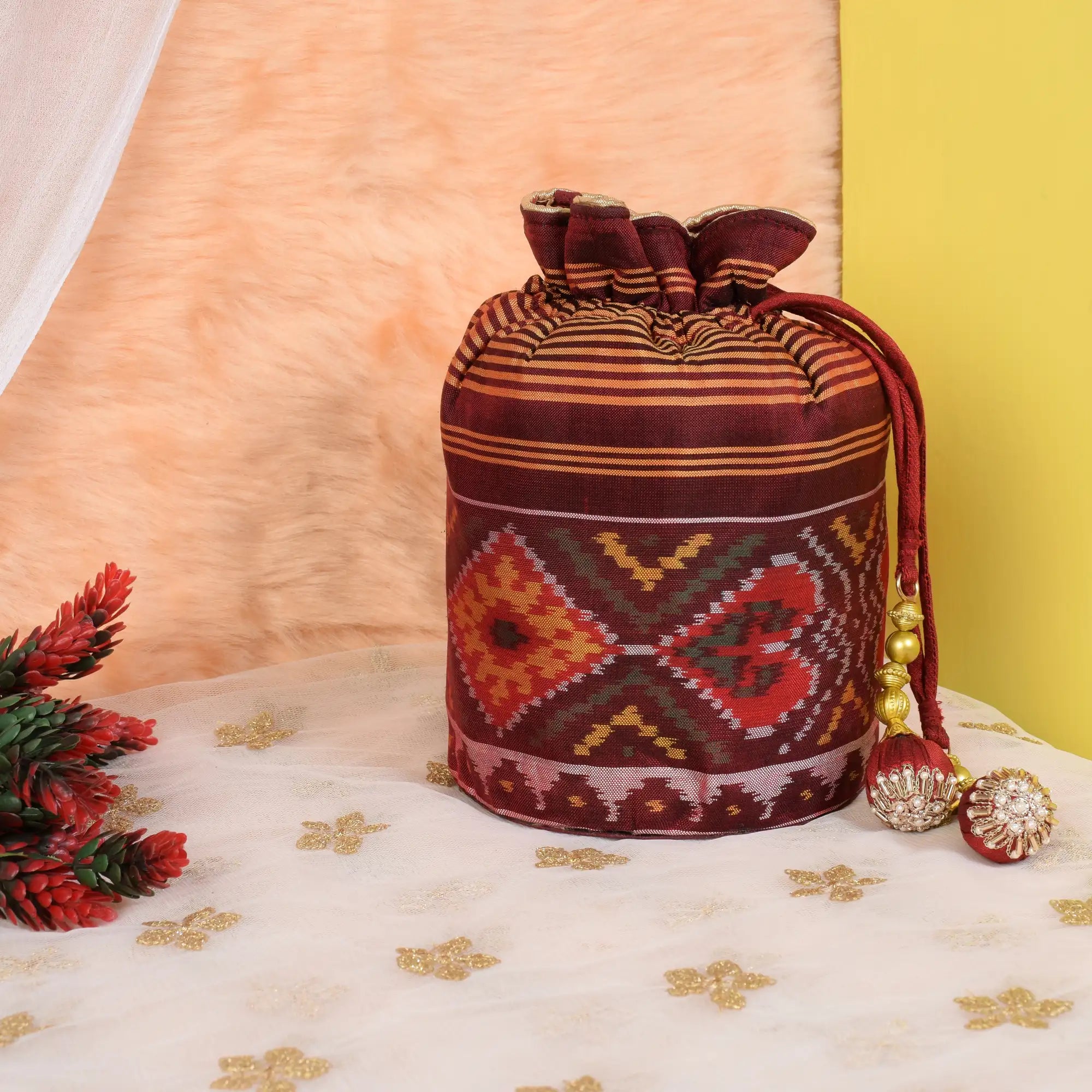 Single Ikat Patola Batwa