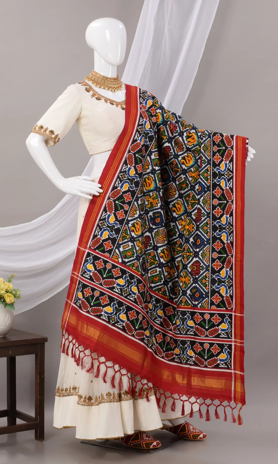 Double Ikat Patola Dupatta