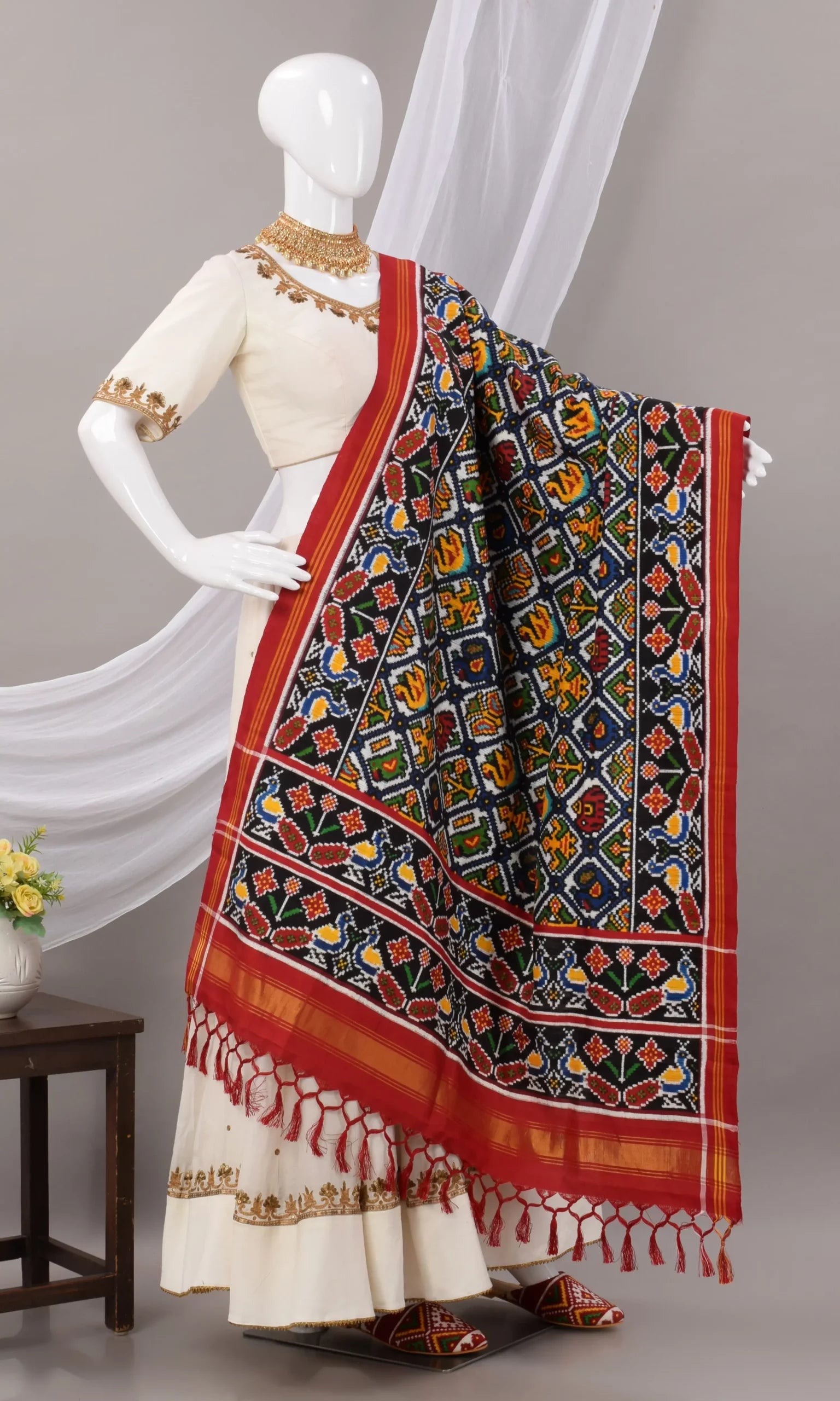 Double Ikat Patola Dupatta
