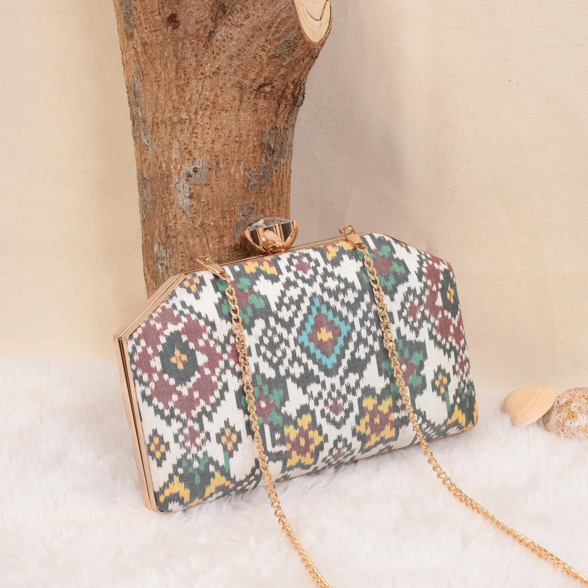 Single Ikat Patola Clutch