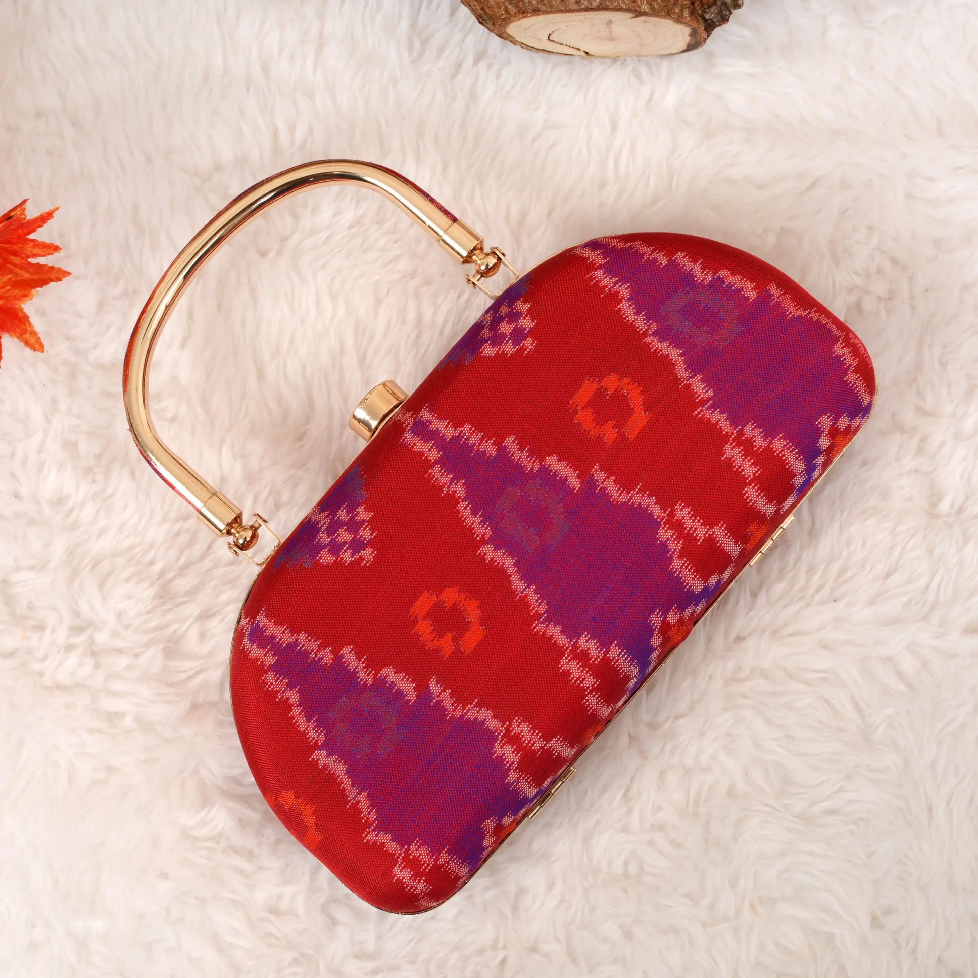 Single Ikat Patola Clutch