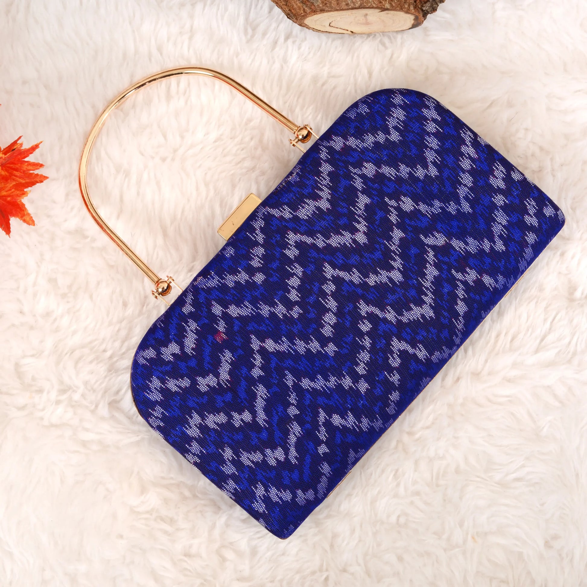 Single Ikat Patola Clutch