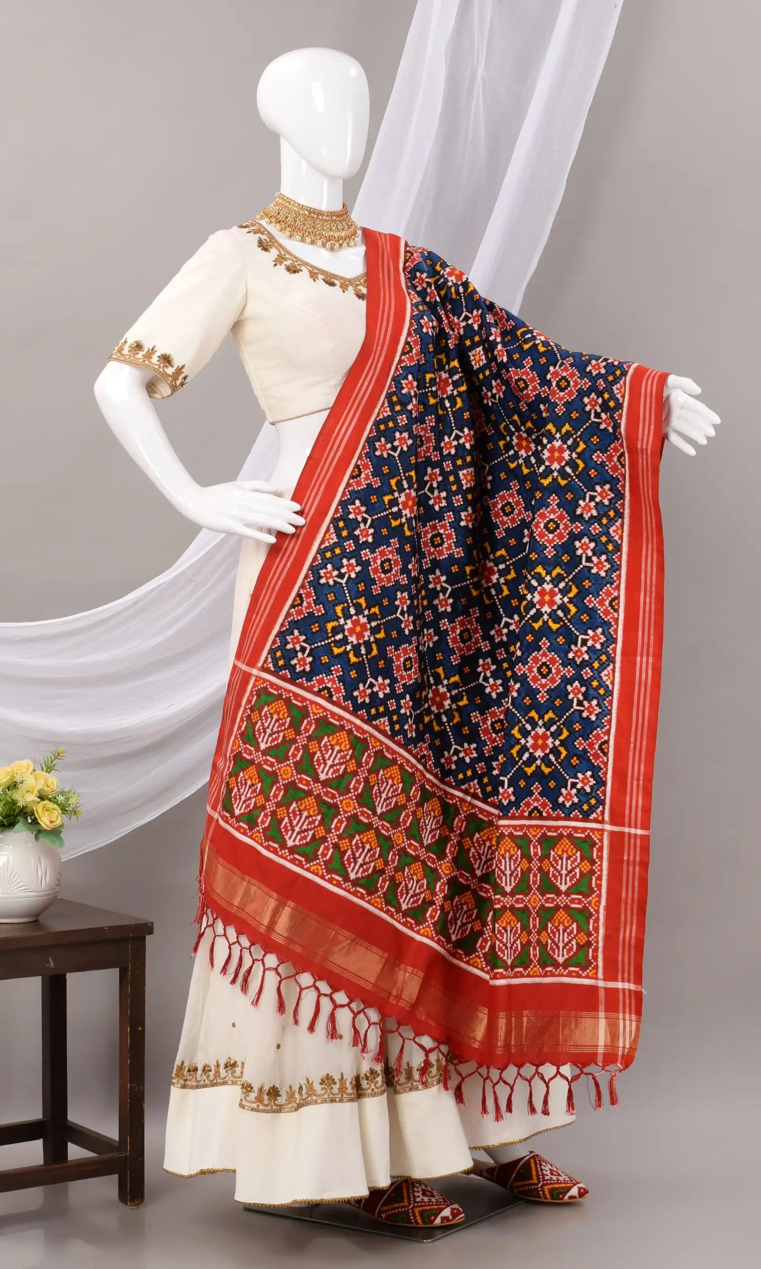 Double Ikat Patola Dupatta