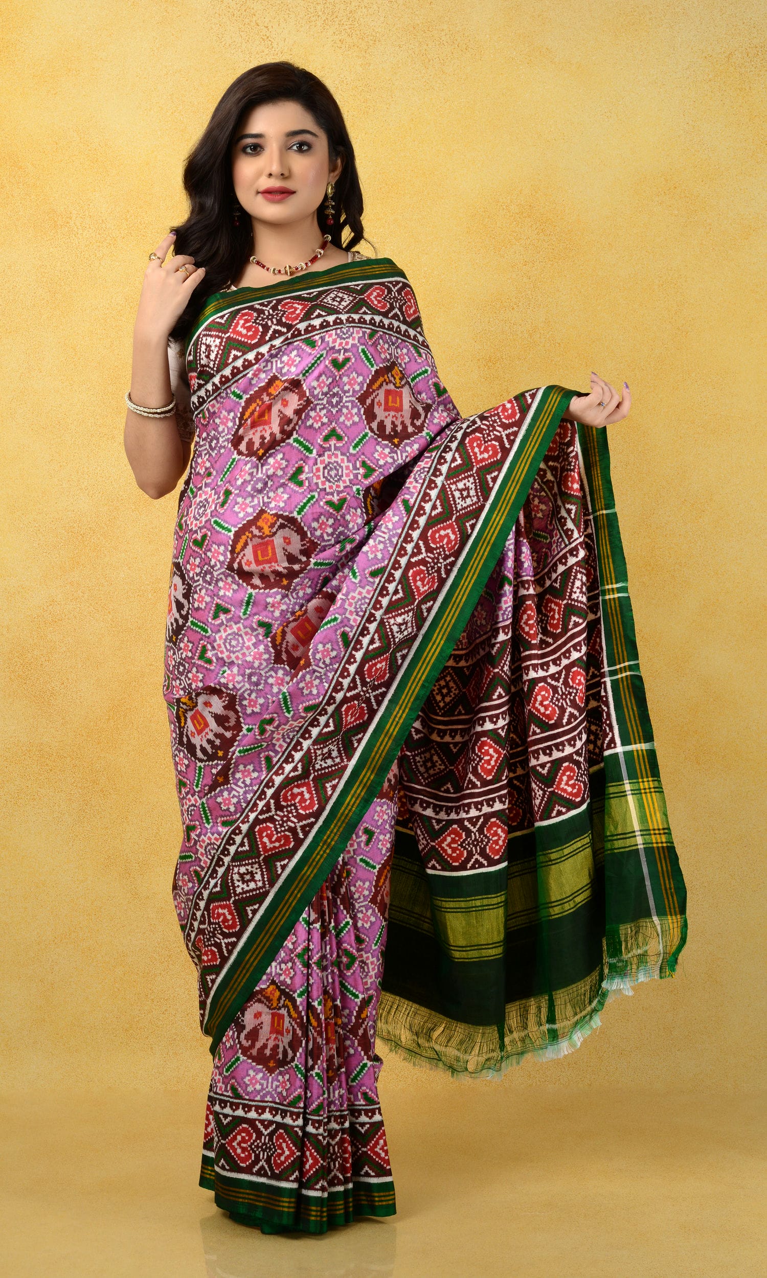 Double Ikat Patola Saree Manekchowk Chhabdi