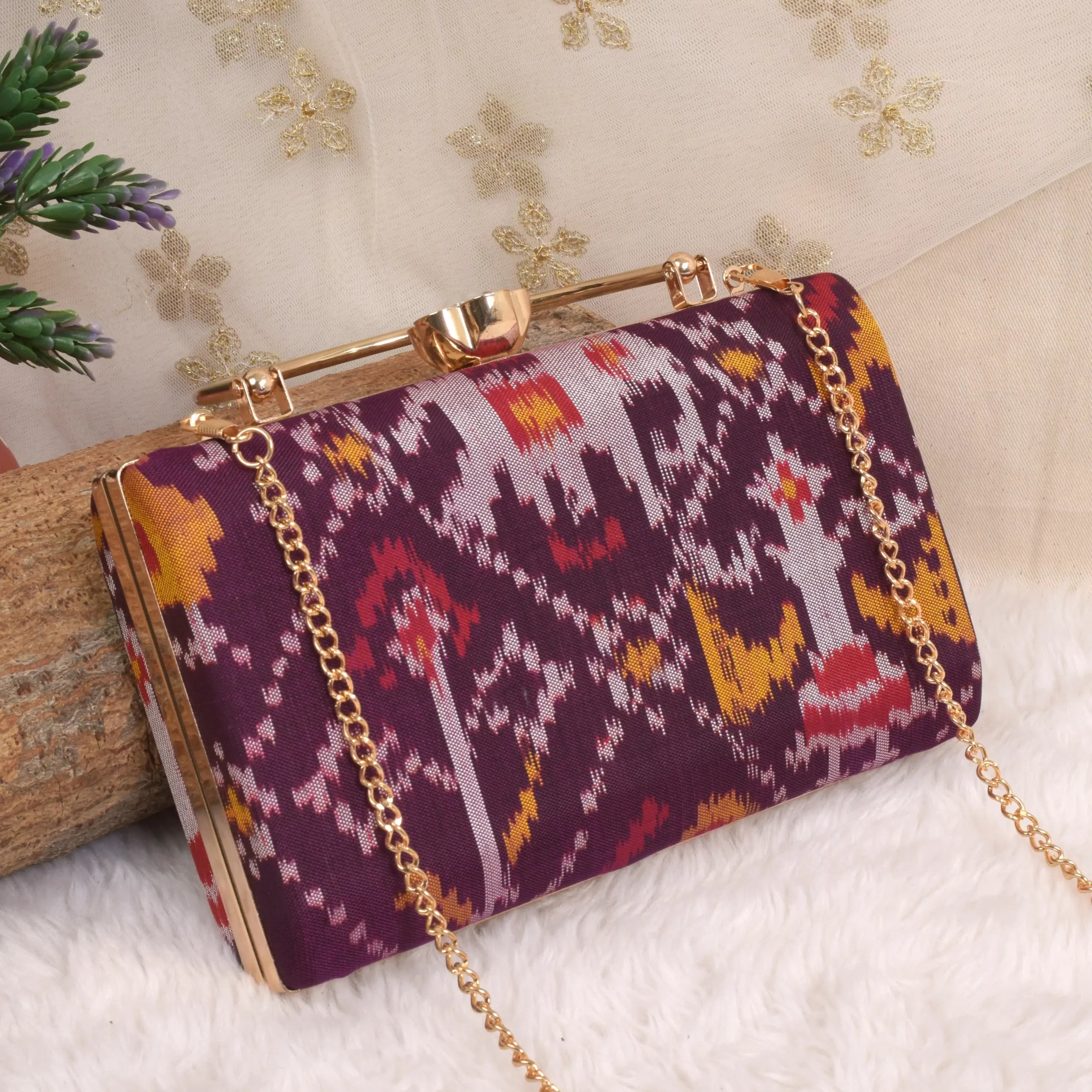 Single Ikat Patola Clutch