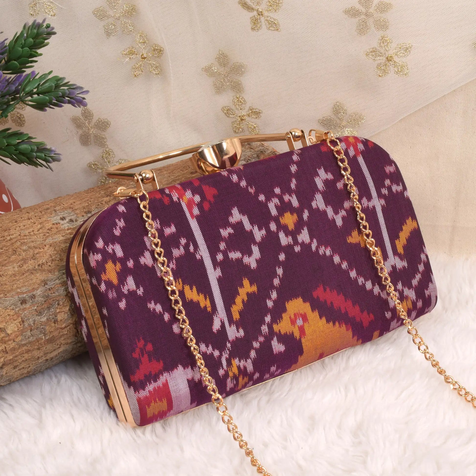 Single Ikat Patola Clutch
