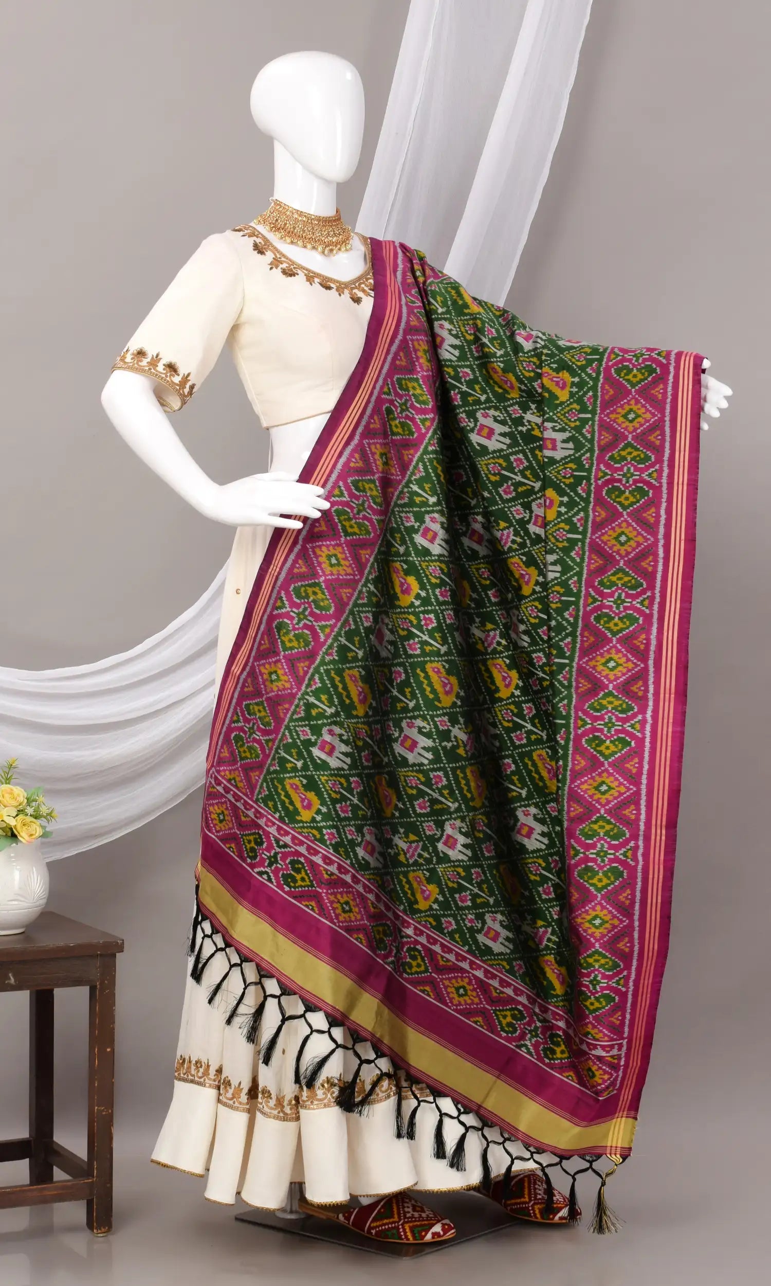 Single Ikat Patola Dupatta