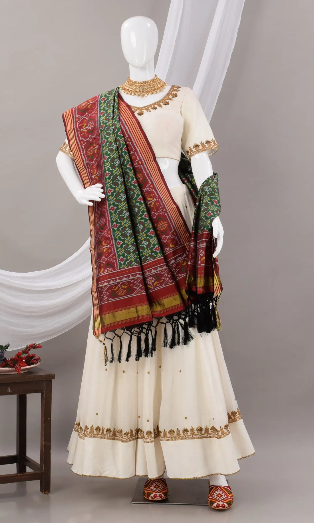 Single Ikat Patola Dupatta