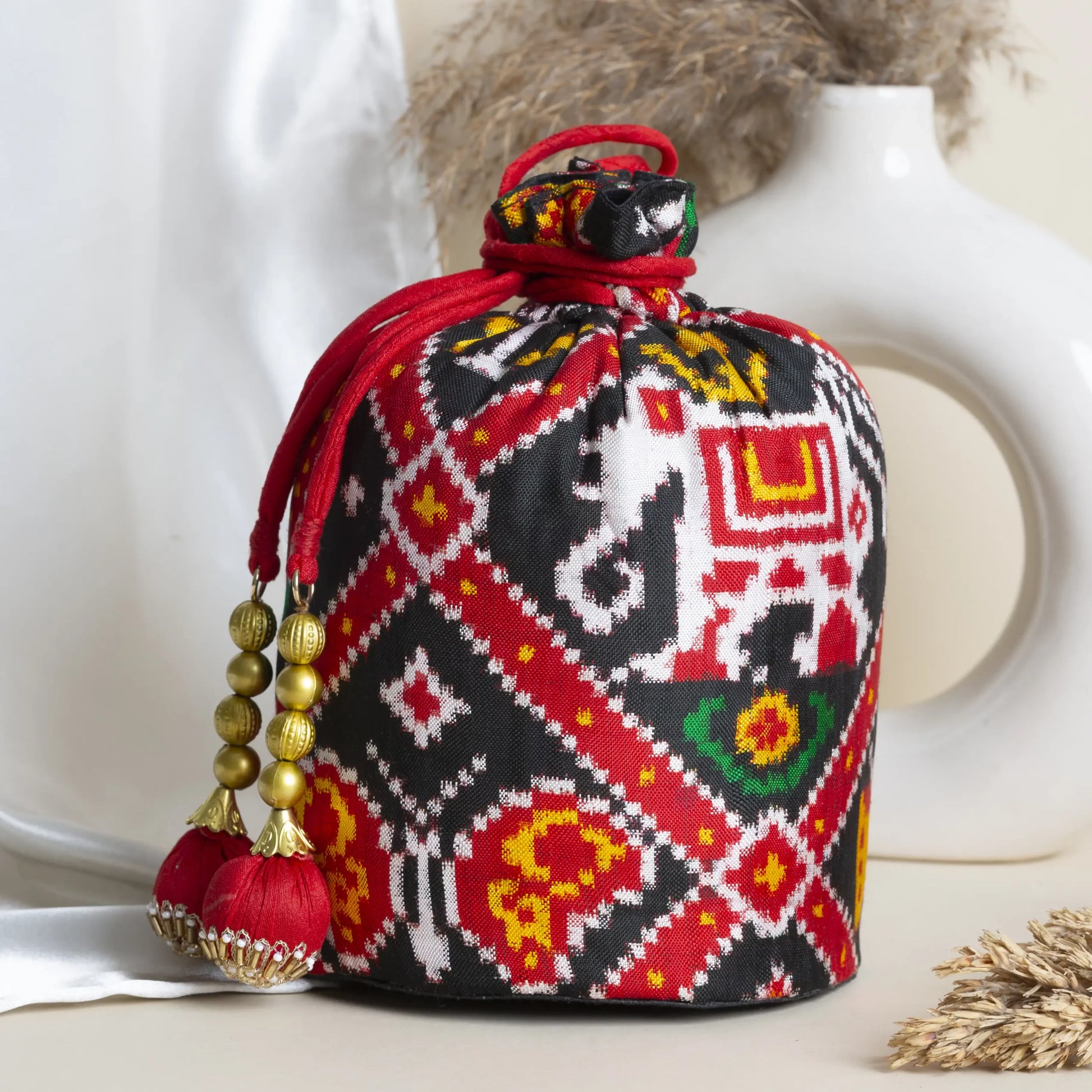 Double Ikat Patola Batwa