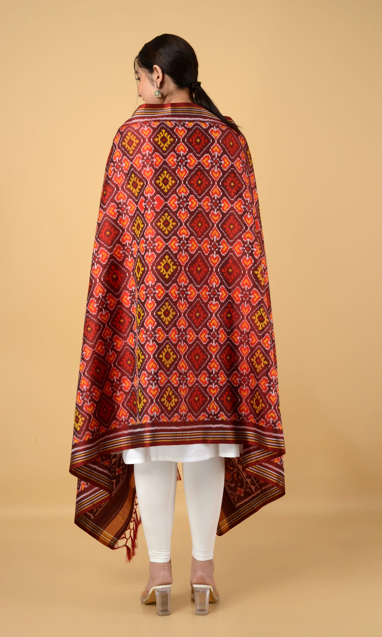 Single Ikat Patola Dupatta Pan Chanda